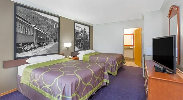 Люкс Creekside Inn & Suites