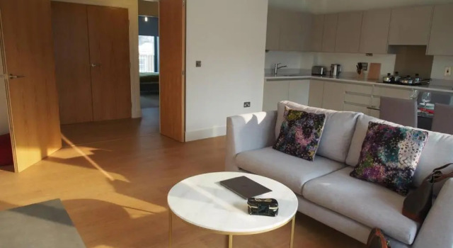 Апартаменты Stunning Brand New Westminster Apartment