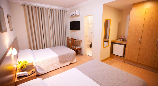 Hotel Rafain Centro, Забронировать Отель Бизнес-отели Фос-ду-Игуасу, рядом с Country Club, 4* 5*