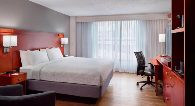 Номер Standard Courtyard Atlanta Decatur Downtown/Emory