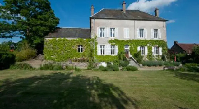 La Chouette qui Chante, Rezervovat Hotel Hotely v Morvan s parkováním, Parkování