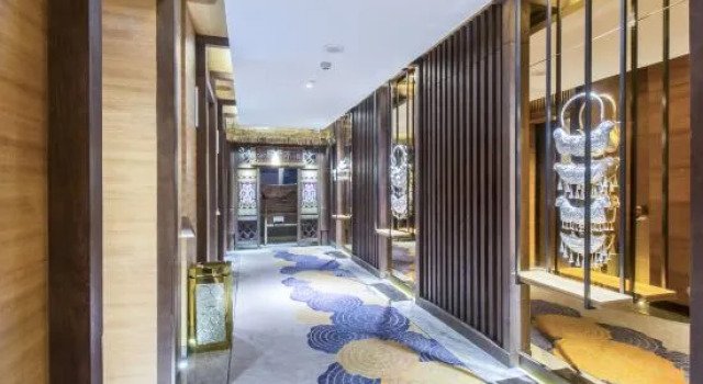 Charming Hainan Huangma Holiday Hotel, Book Hotel Haikou Hainan