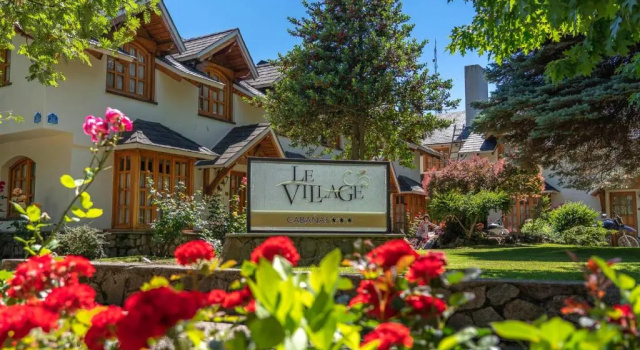 Коттедж Hotel y Cabañas Le Village