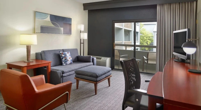 Люкс c 1 комнатой Courtyard by Marriott Nashville Brentwood