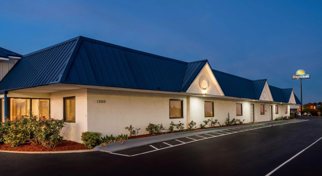Days Inn by Wyndham Troy
