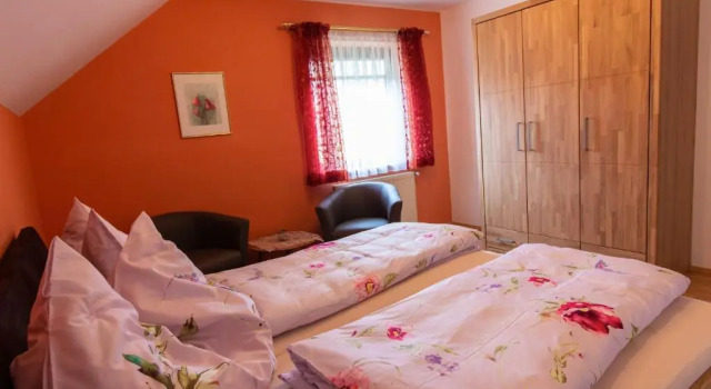 Ferienwohnung Claudia, Забронировать Отель Отели Fuschlsee с парковкой, Парковка