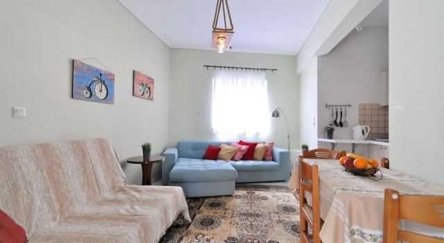 Apartment at Glyfada With Huge Balcony, Забронировать Апартаменты/квартира Глифада Афины