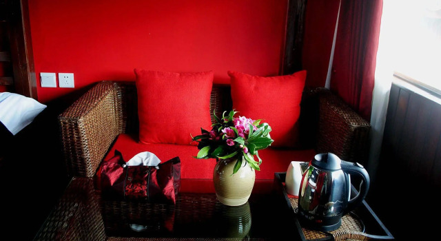 Lijiang Sunsee Inn, Забронировать Отель Лицзян Юньнань, рядом с Улица Сквер-стрит Древнего города Даянь