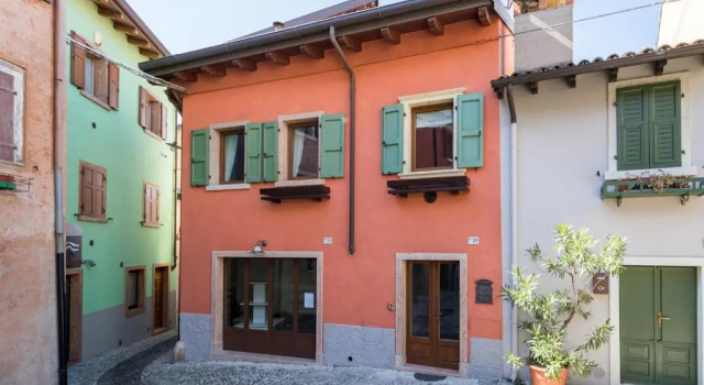 Il Castello Apartment, Забронировать Апартаменты/квартира Отели Мальчезине с парковкой, рядом с Замок Скалигеров, Парковка