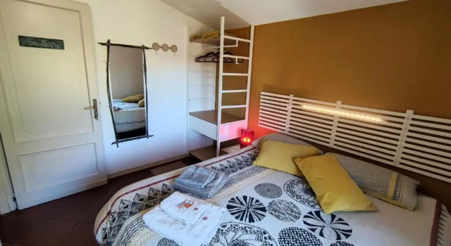 B&B Taccu Maccu, Забронировать Отель «постель и завтрак» Отели Улассаи с парковкой, Парковка