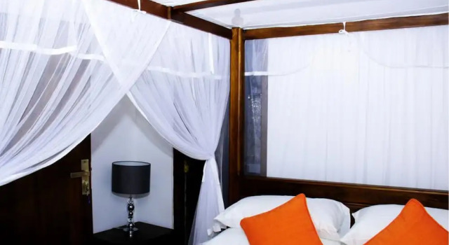 Вилла с 3 комнатами Beach Villa Randiya
