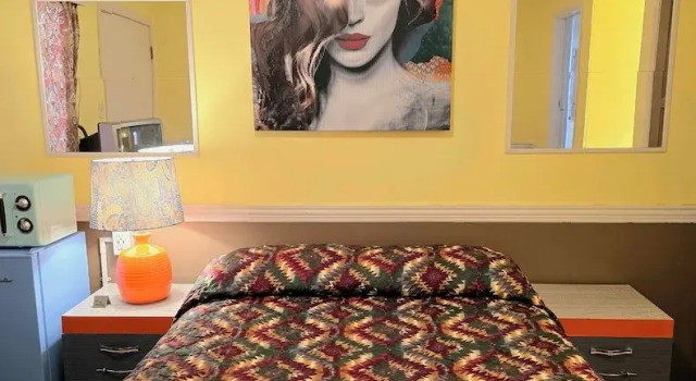 Номер Standard HARRYS MAN CAVE - A Vintage Motel on the Historic 395 route - The New Star Motel Experience