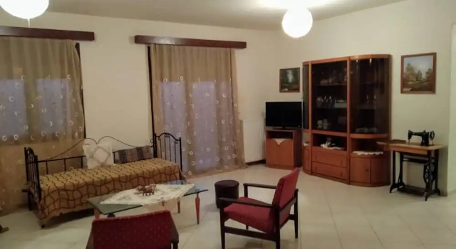 Vallias House