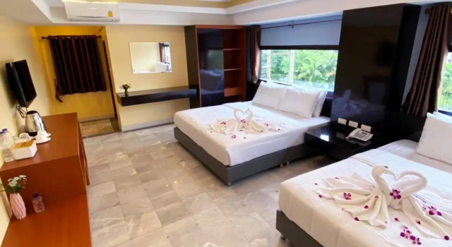Семейный номер Standard Rest@Ratchada hotel