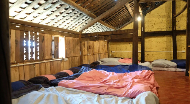 Кровать в общем номере с видом на горы Homie Homestay - Hostel