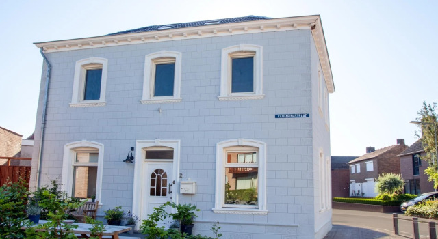 Charming Villa Near Maastricht and Hillside, Забронировать Вилла Отели Эйсден 3 звезды, 3*