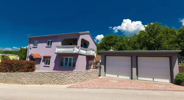 Апартаменты Цокольный этаж Apartments Loncar