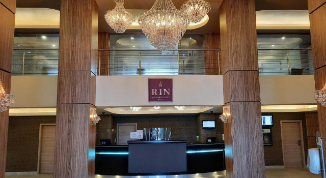 Двухместный номер Superior RIN Airport Hotel