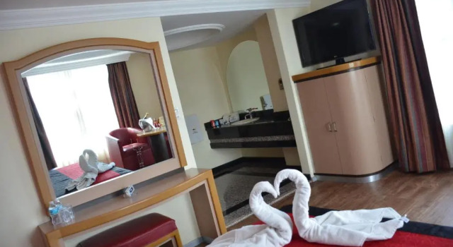 Номер Standard Hot Plaza Belices | Love Hotel | Solo Adultos
