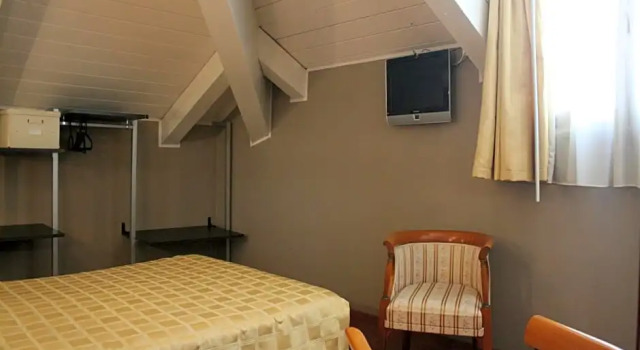 Полулюкс Small Hotel Royal