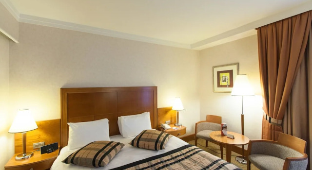 Номер Premium Crowne Plaza Brussels Airport by IHG