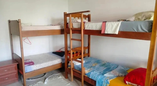 Backpackers La Casa De Payaso, Забронировать Хостел Хостелы Дурреса, Хостел