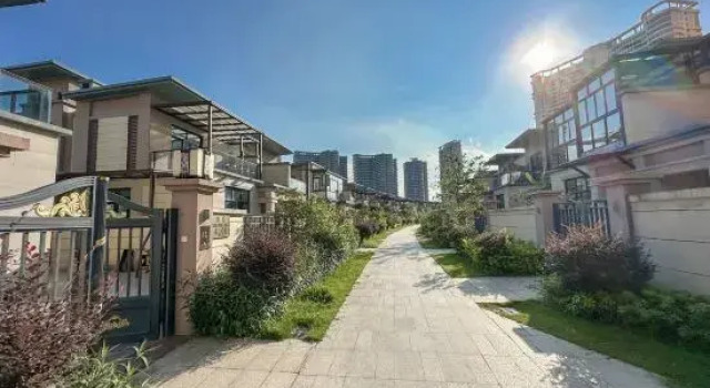 Huizhou Nankunshan Evian Four Seasons Dream Waterfront Swimming Pool Hot Spring Villa, Boek Villa Hotels in Guangdong met parkeren, Parkeren