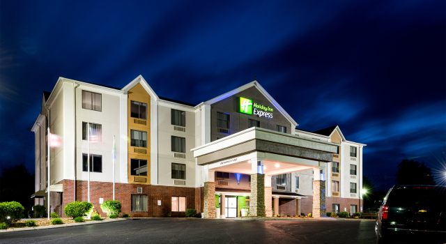 Holiday Inn Express Hillsville, an IHG Hotel, Buchen Sie Hotel Hillsville 