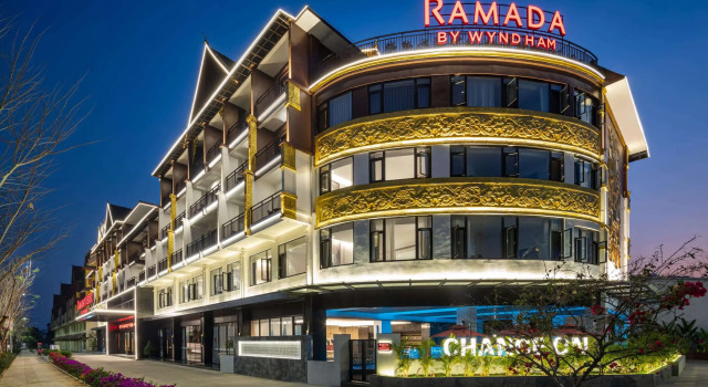 Ramada by Wyndham Xishuangbanna Jinghong, Prenota Hotel Hotel a Yunnan con piscina, Piscina