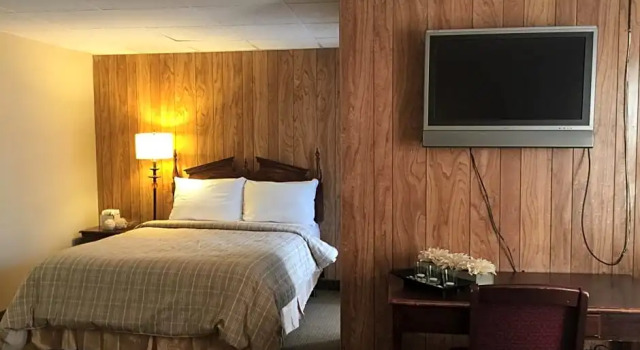 Номер Standard The Falls Family Lodge