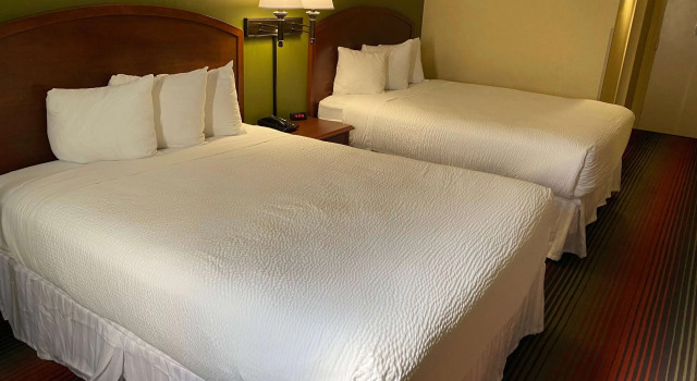 Ramada by Wyndham Rochelle Park Near Paramus, Забронировать Отель Отели Парамус с завтраком, Завтраки
