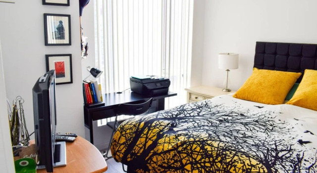 Trendy Modern 1 Bedroom Flat in the Heart of Downtown, Varaa Hotelli Toronto 
