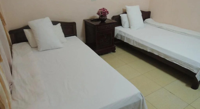Phuong Dong Hotel