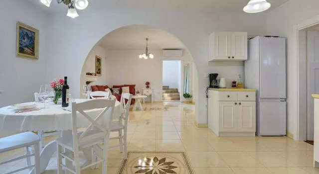 Villa Laura Medulin, Забронировать Вилла Отели Лижнян с парковкой, Парковка