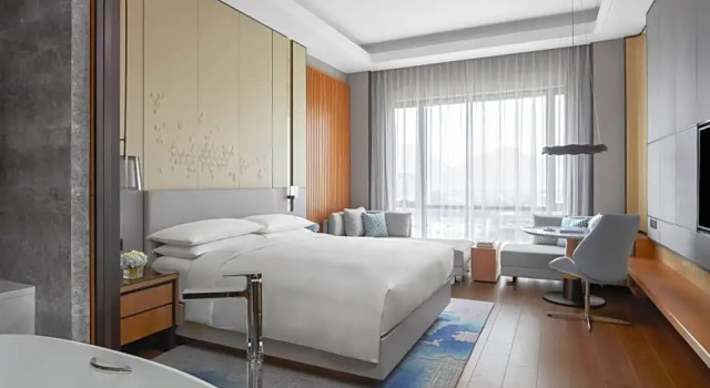 Двухместный клубный номер Executive Wenzhou Airport Marriott