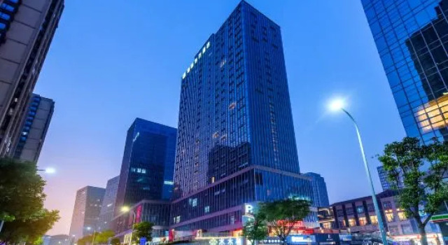 GreenTree Eastern Hotel (Chongqing Jiangbei International Airport Lushan Subway Station)