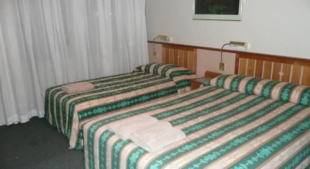 Четырёхместный номер Standard Hermitage Motel
