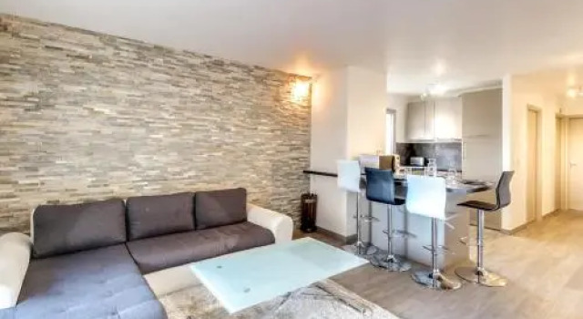 IMMOGROOM - 1 BR - Renovated - Wifi - Close to everything
