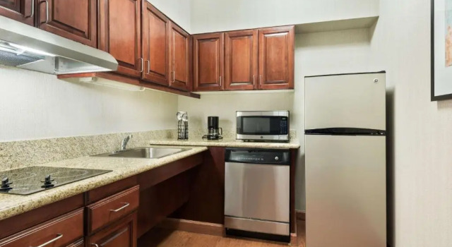 Номер Standard Homewood Suites by Hilton Baton Rouge