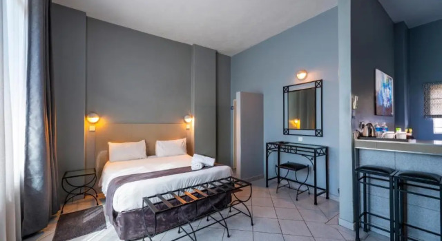 Standard Doppel Zimmer N1 Hotel Samora Machel Harare