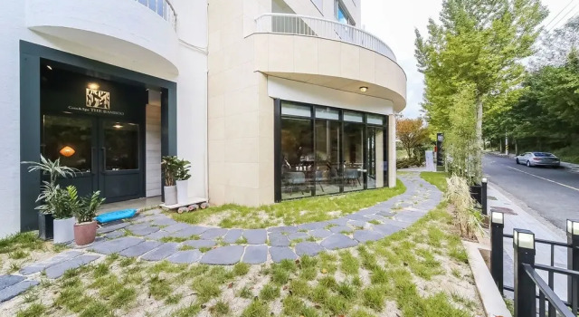 Ulsan Yeongnam Alps the Bamboo Hotel, Rezerwuj Hotel Hotele w Ulsan z parkingiem, Parking