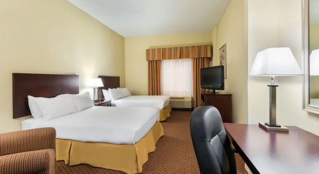 Одноместный люкс Holiday Inn Express Richmond Airport by IHG