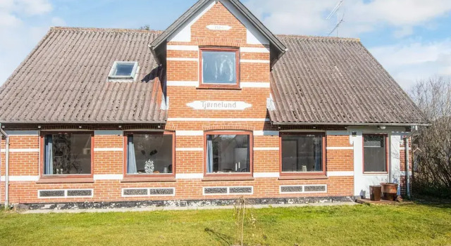 8 Person Holiday Home in Bindslev-by Traum