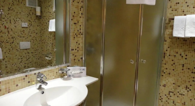 Четырёхместный номер Standard Hotel Antares