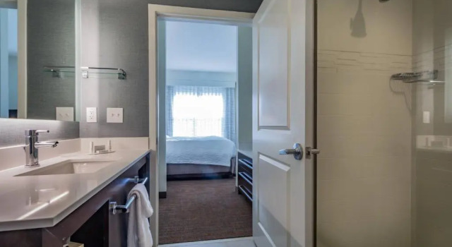 Двухместный люкс c 1 комнатой Residence Inn by Marriott Savannah Airport