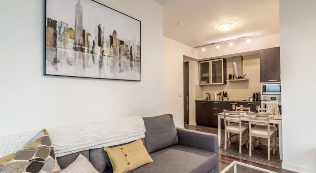 Aoc Suites - Two Bedroom Condo - City/Cn Tower View
