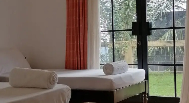 Трёхместный номер Standard с видом на сад Kandy Highland Unique Hotel