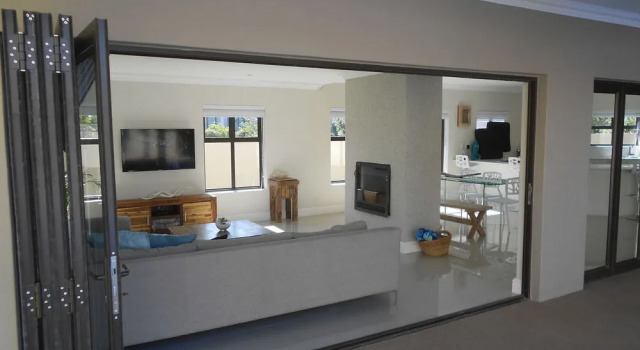 Santa F Beach House, Забронировать Отель Отели Cape Peninsula с бассейном, Бассейн