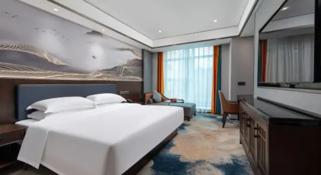 Люкс Presidential Zhuhai Delong M Seaview Hotel (Lovers Road Seaside Swimming Pool Store)