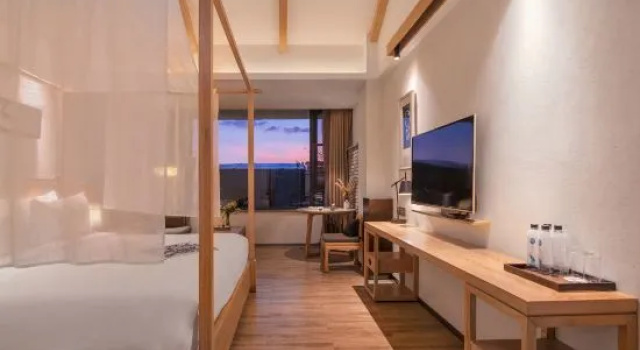 Deluxe Doppel Suite Dali Lridescent Clouds Hotel